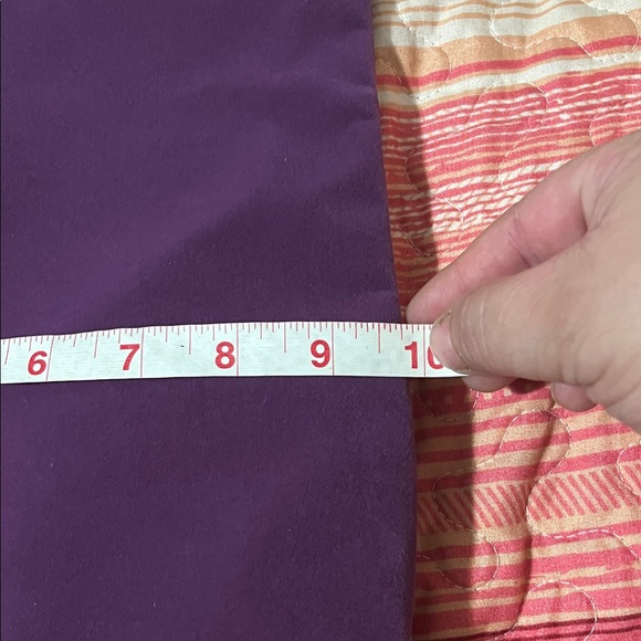 Gucci Luxurious Purple Velvet Beauty Bag - Picture 5 of 11